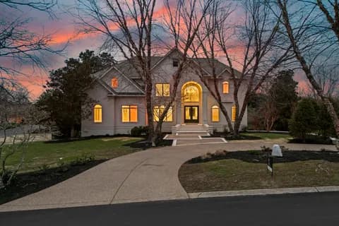833 Highgrove Cir