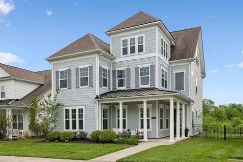 9560 Dresden Square