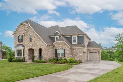 1901 New Bristol Ln